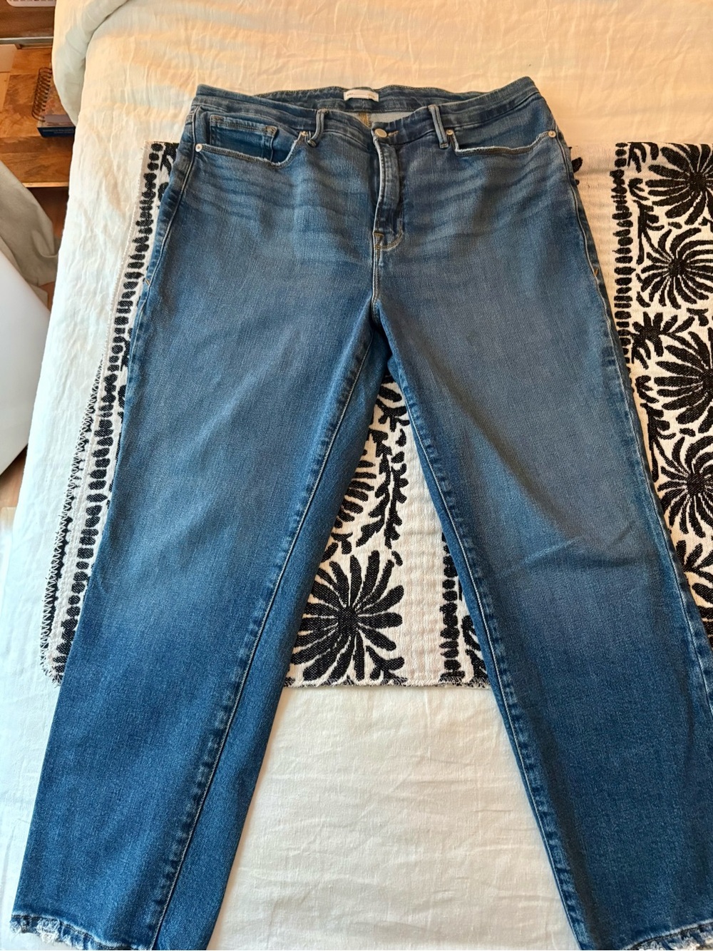 Good American Good Legs Straight Jeans - Size 16